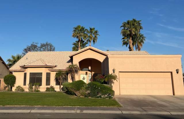 10364 Fairway Loop