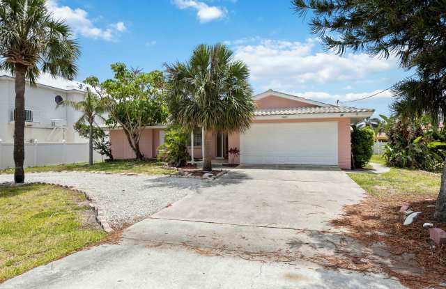3005 Gulf Boulevard - 1