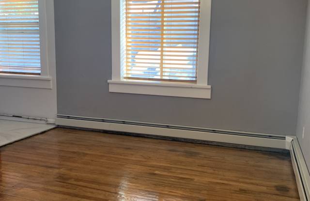 1750 North Pearl Street