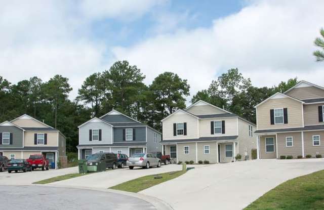 3bd/2.5ba Townhouse in Northeast Columbia - 1/2 Month of FREE Rent Special! photos photos