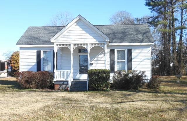 201 Maple Street - 201 Maple Street, Ashland, VA 23005