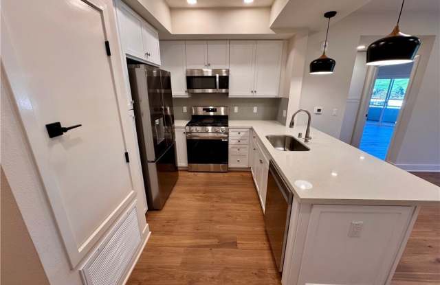 927 Deep Valley Drive