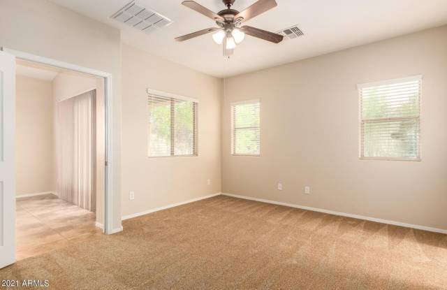 4 BEDROOM IN GOODYEAR