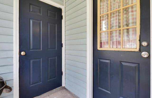 Photo of 2221 S Timberwood Circle