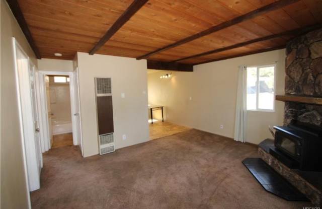 42695 Moonridge Road