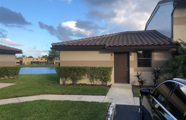 9836 Nob Hill Ln - 9836 Nob Hill Ln, Sunrise, FL 33351