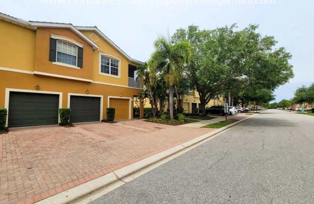 MOVE IN READY! 3 BEDROOM/ 2 BATH CONDO AT STONEHAVEN! PALMER RANCH AREA SARASOTA!