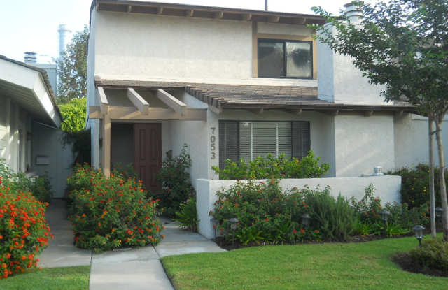 Island Village: Gated 3 Bed 2.5 Bath Attached Townhouse,