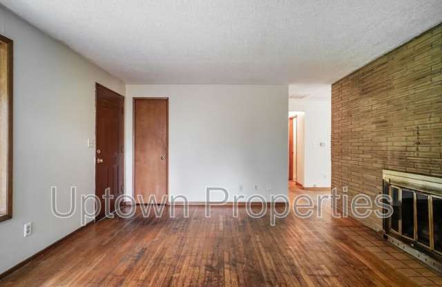 9370 SW Killarney Ln