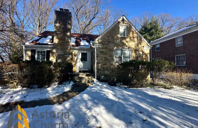 Desirable 4 Bedroom 2.5 Bath + Den Home in Gwynn Oak
