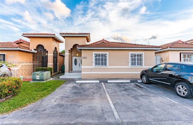 9224 NW 121st St - 9224 Northwest 121st Street, Hialeah Gardens, FL 33018