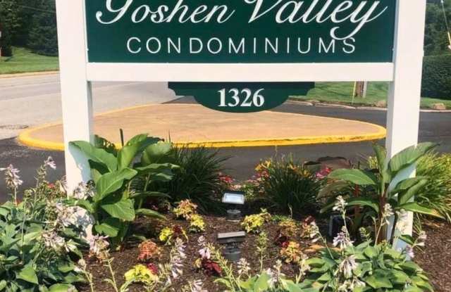 2 Bedroom 1 Bathroom first floor Goshen Valley flat!