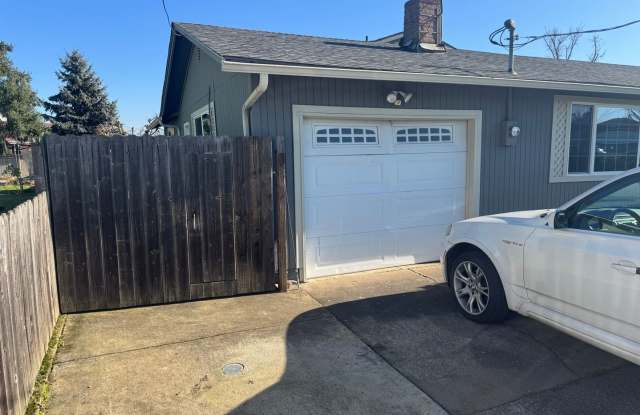 Check out this great 4 bedroom home!