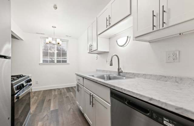 The Cove At Westland