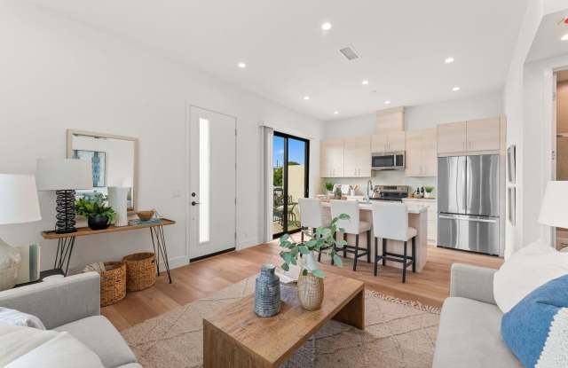 BRAND NEW - 2X2 - 1/2 MONTH FREE MOVE IN SPECIAL!!