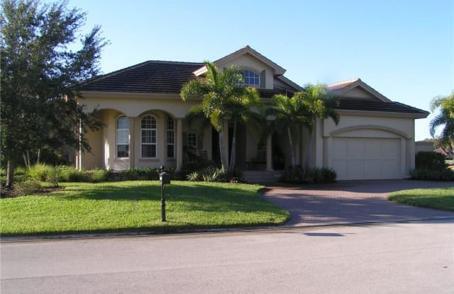 13400 Whispering Oaks DR - 13400 Whispering Oaks Dr, Lee County, FL 33905