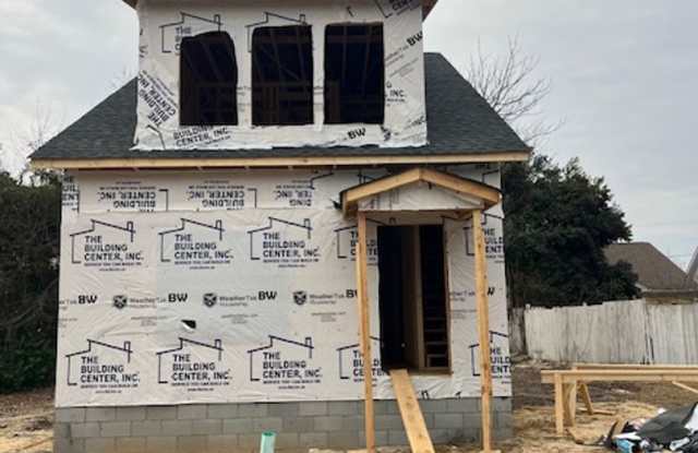 1311 McDuffie Avenue