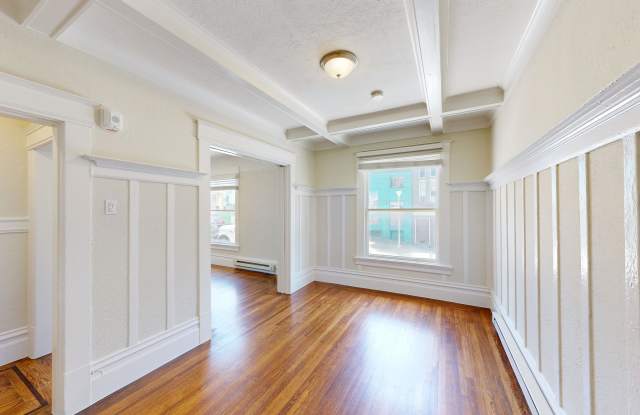 1301 Leavenworth