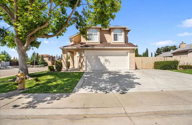 1002 Bay Terrace Dr