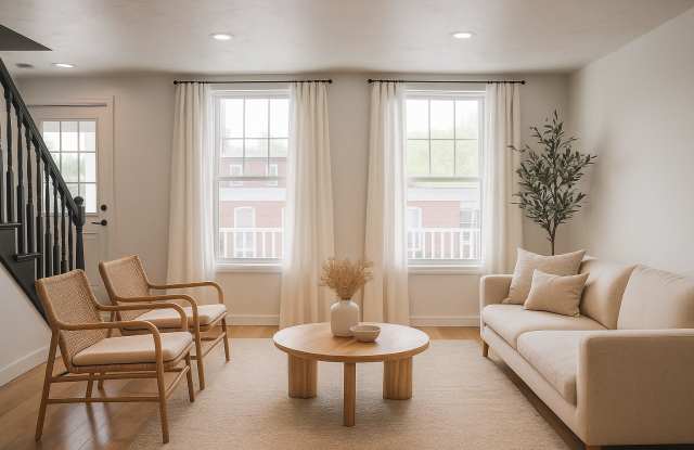 Photo of 554 Main Street - 1