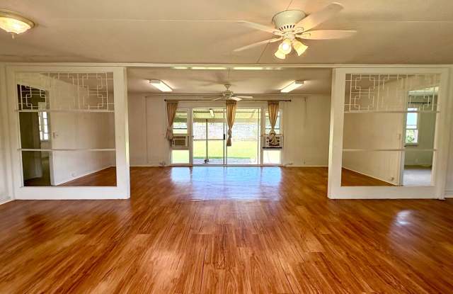 Available Now!! 3 BED/2.5BA + Large Carport, Yard!!