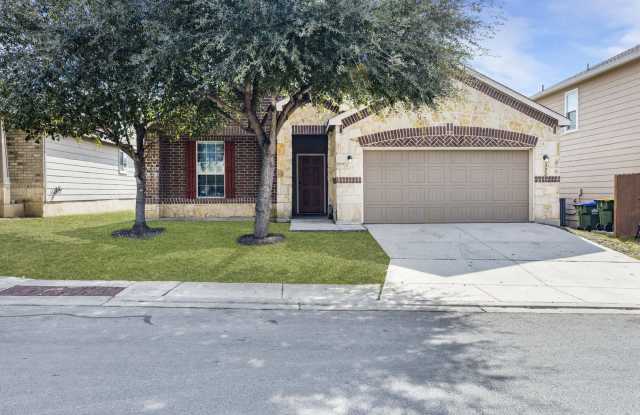 322 Walnut Crest