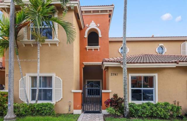 Photo of 2741 SW 120th Ter