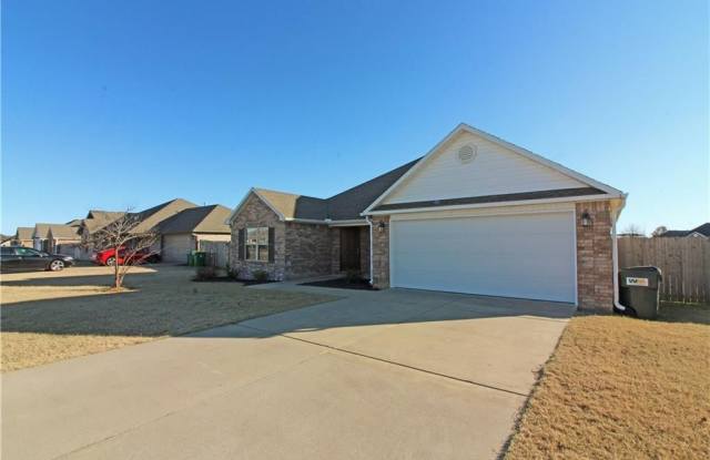 601 Lasso  LN - 601 Lasso Lane, Centerton, AR 72719