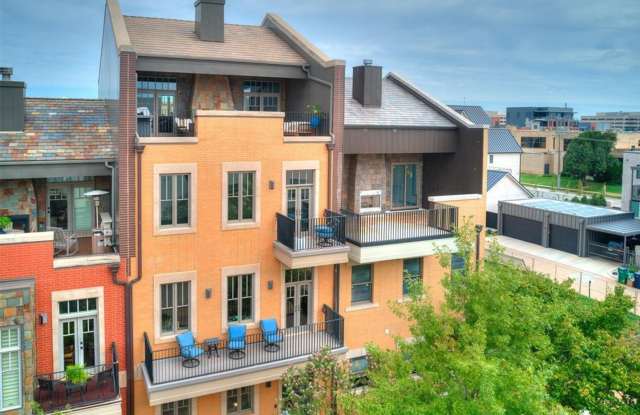 Luxury Fully Furnished Downtown OKC Brownstone Available for Lease!