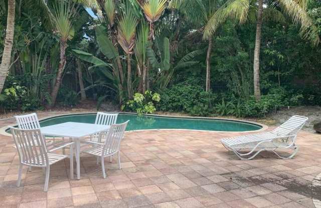 254 Nw 6th Avenue