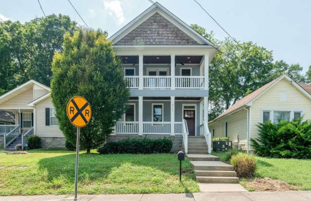 Stunning 3BE/2.5BA home in the heart of Hope Gardens Area! photos photos