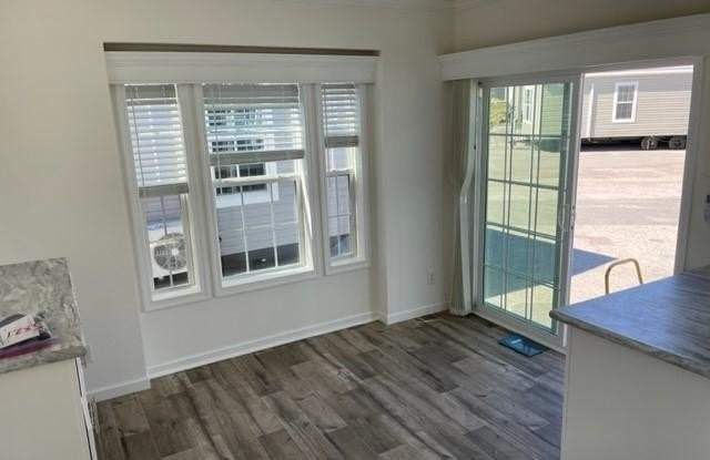 7250 E. State Road 44