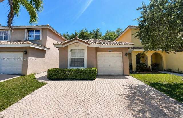 9312 NW 54th St