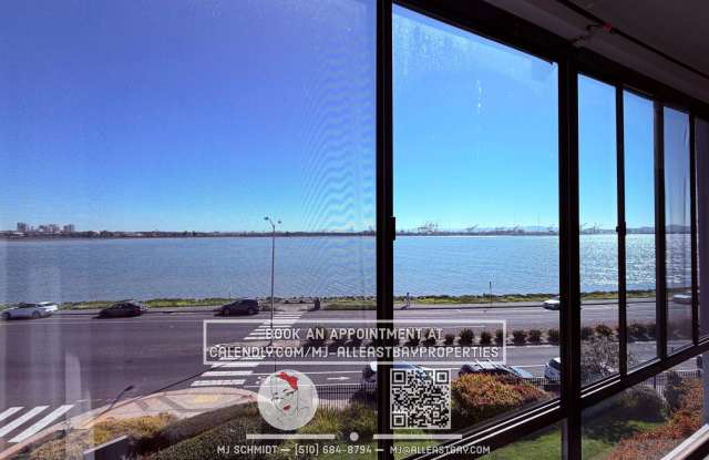 Bright Airy 1-Bedroom with Sweeping city Views, Includes water/garbage/parking/amenities!