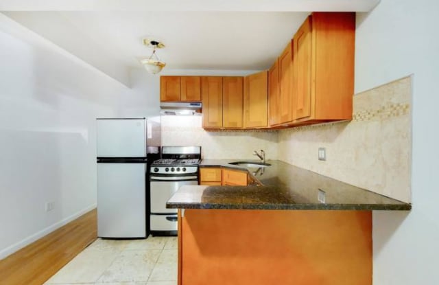 513 W 173rd St - 513 West 173rd Street, New York City, NY 10032