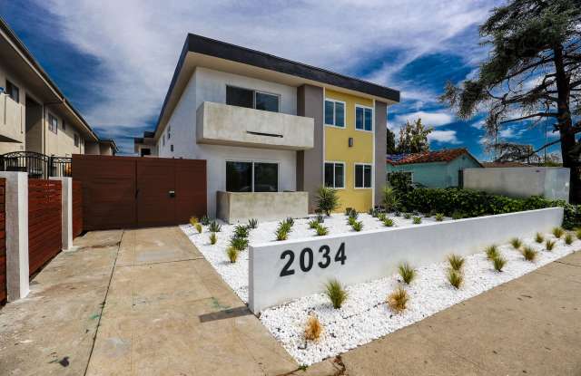 2034 S Garth Avenue Apartments