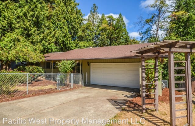 374 SE Barnes Ave - 374 Southeast Barnes Avenue, Gresham, OR 97080