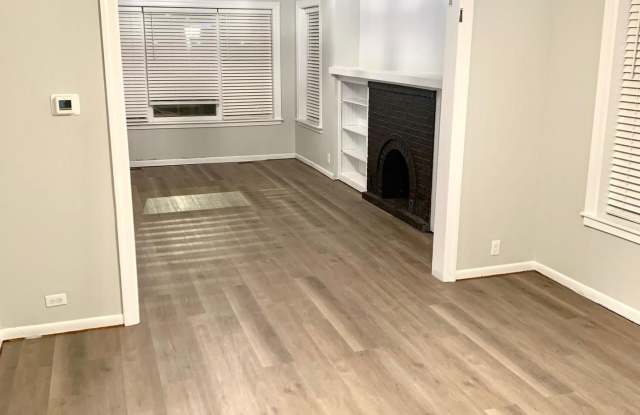 3432 N Central Park Avenue unit: 1