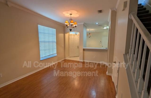 11051 Windsor Place Cir