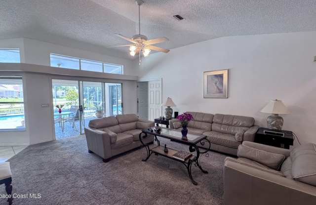 615 Sheridan Woods Drive