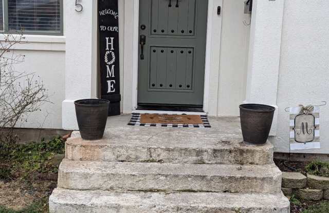 385 East 2nd South Street