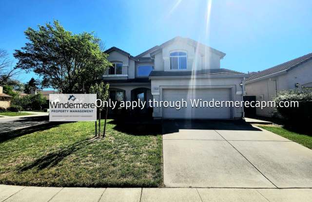 Gorgeous Home in Natomas!