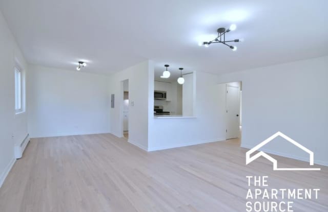 830 Judson