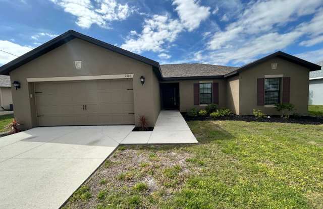 1320 SW 22 Place - 1320 Southwest 22nd Place, Cape Coral, FL 33991