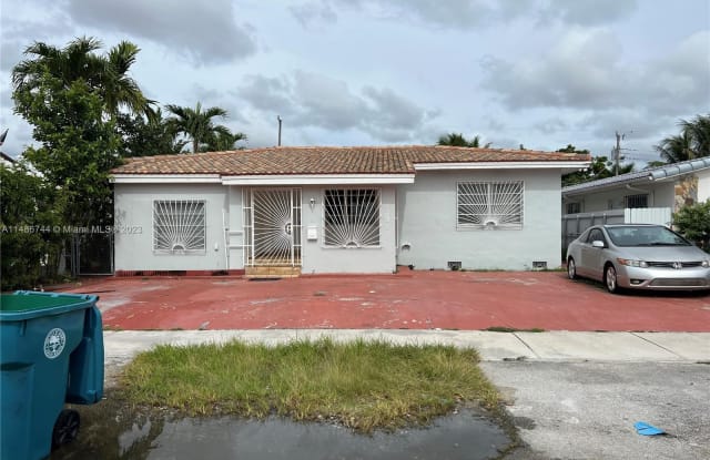 3335 SW 26th St - 3335 Southwest 26th Street, Miami, FL 33133