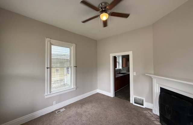 938 W Edwards Springfield, IL
