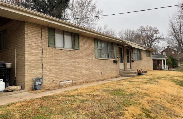 Photo of 2306 College Avenue