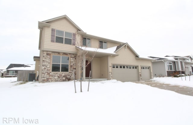 9584 Alderwood Drive - 9584 Alderwood Dr, West Des Moines, IA 50266