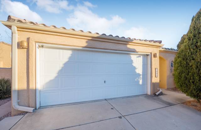 7204 Villa Clavel NE