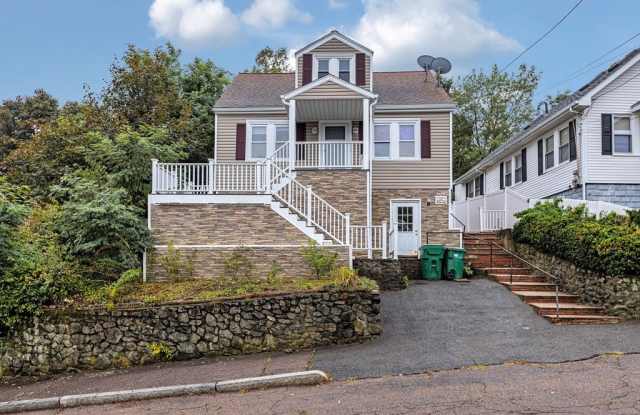 Photo of 107 Belle Ave unit: 1